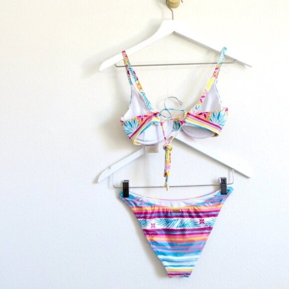 NEW! Kenny Flowers Mayakoba Underwire Bikini Top and Bottom Set SZ M - Picture 11 of 16